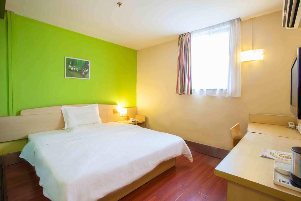 7Days Inn Changsha Xiangjiazhong Road Kaifu Temple Стая снимка